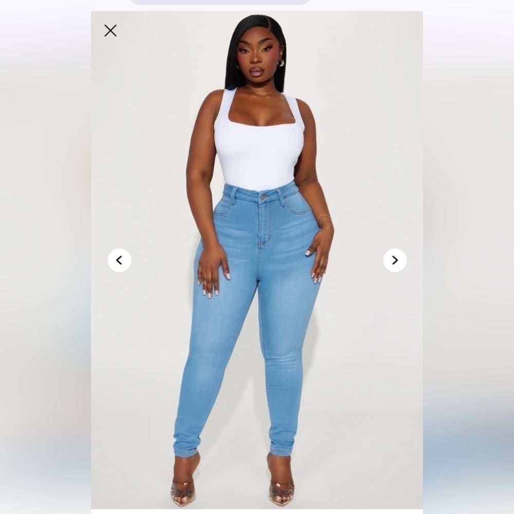 Fashion Nova Can't Deny You Sculpting Skinny Jeans - Light Wash Size 14 (NWT)
